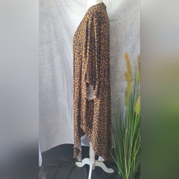 Lady's terra and sky cover up - Picture 3 of 4